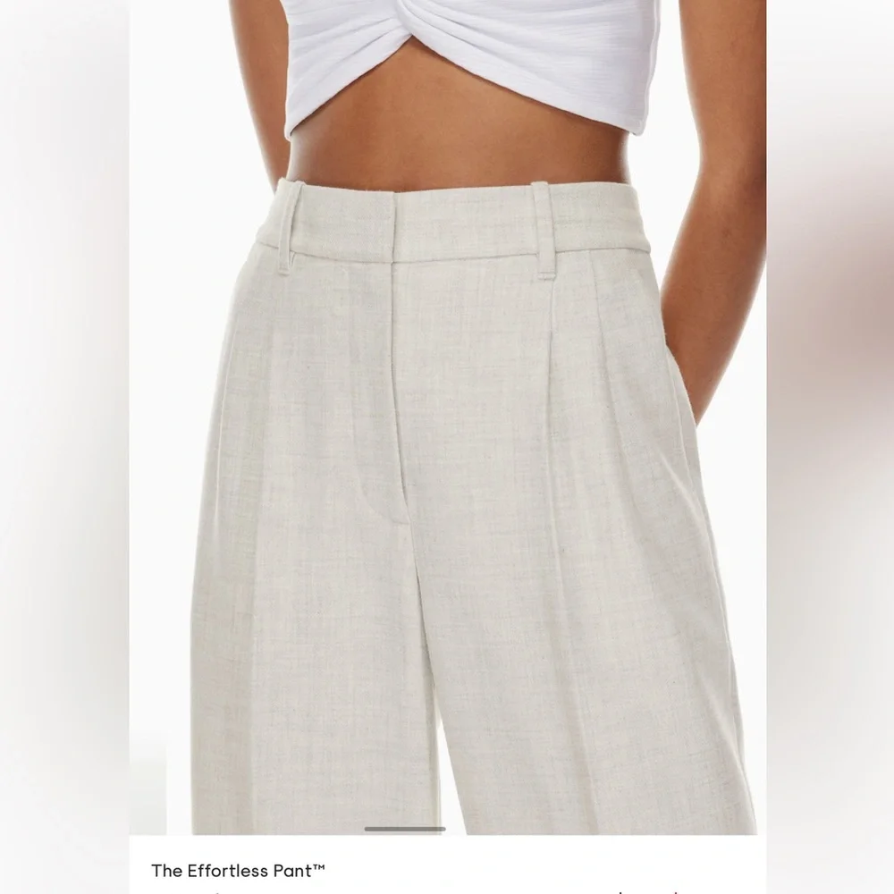 Aritizia Effortless Pant
Heather Cloud White - Picture 5 of 5